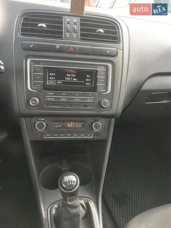 Седан Volkswagen Polo 2018 в Львові