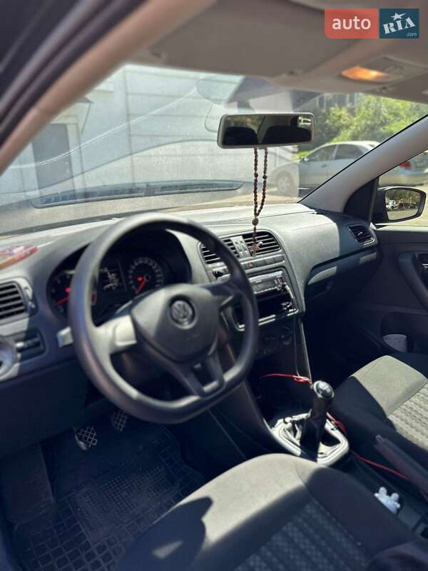 Седан Volkswagen Polo 2016 в Одесі