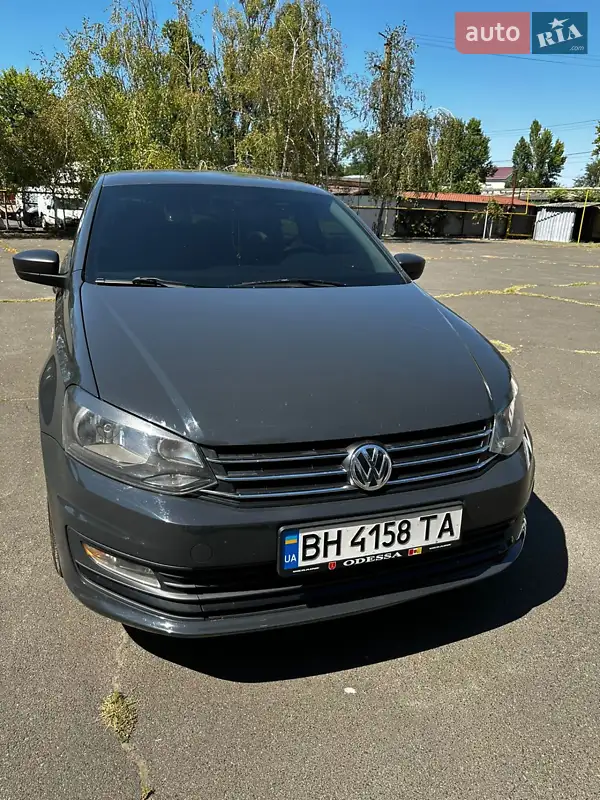 Volkswagen Polo 2016