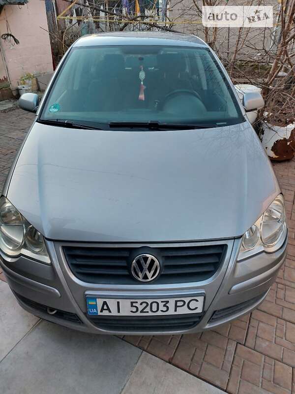 Хэтчбек Volkswagen Polo 2008 в Яготине