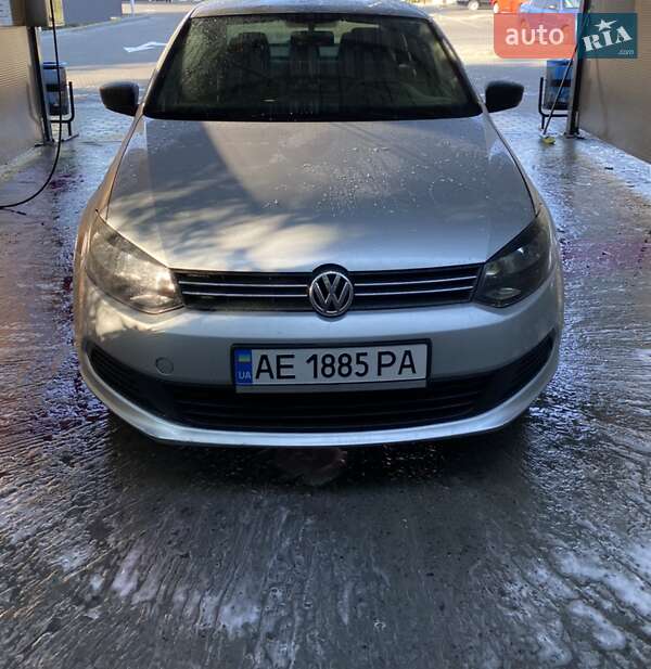 Седан Volkswagen Polo 2011 в Днепре