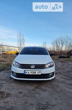 Седан Volkswagen Polo 2018 в Києві