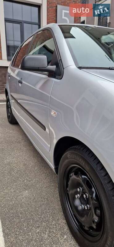 Хэтчбек Volkswagen Polo 2002 в Нежине