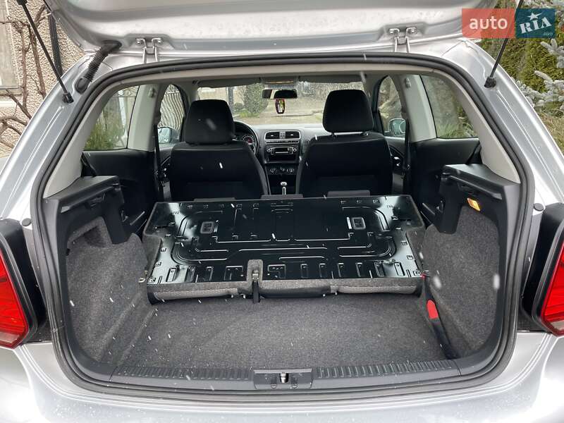 Хэтчбек Volkswagen Polo 2011 в Городенке