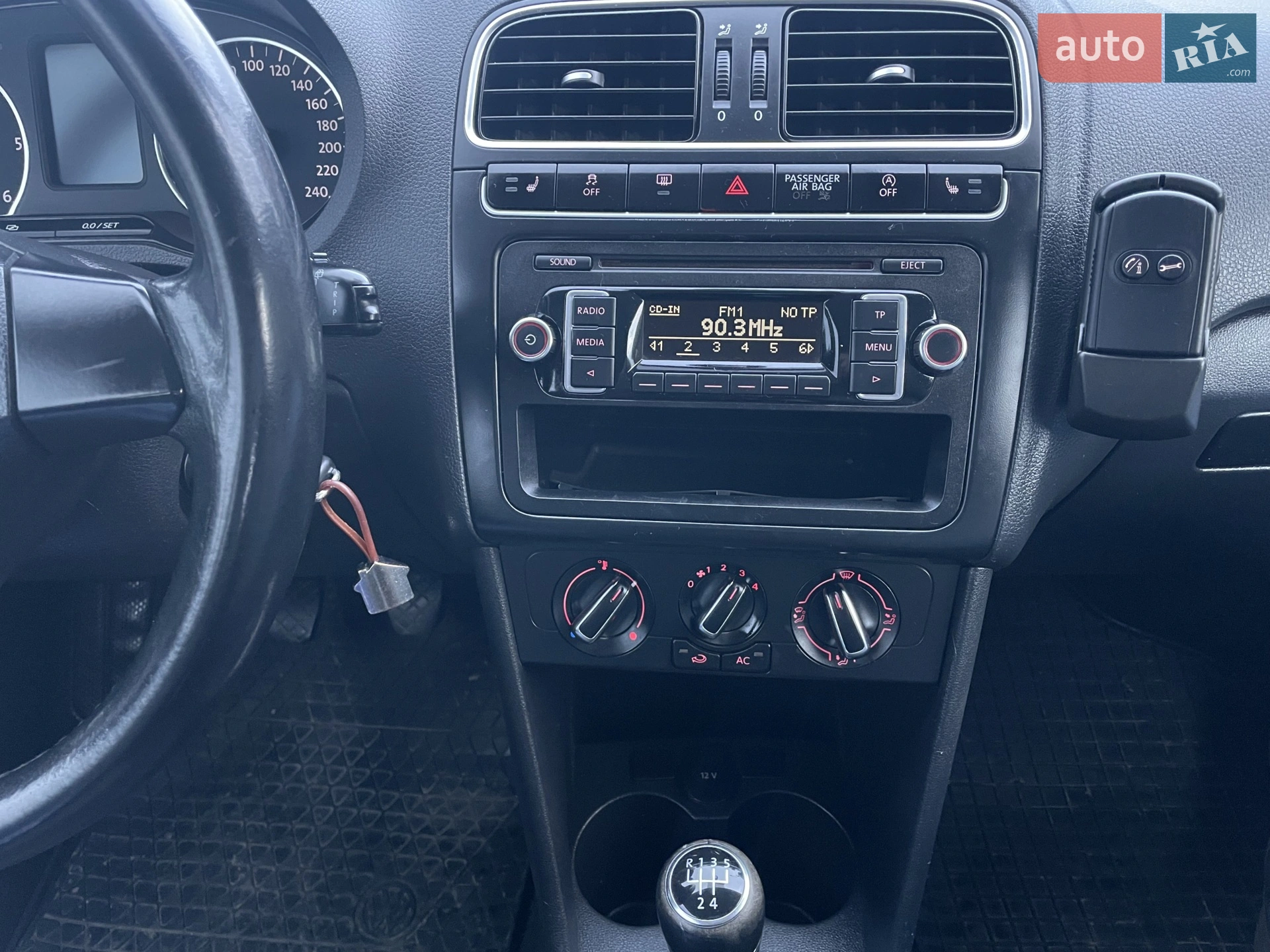 2011 Volkswagen Polo - мініатюра 27