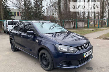 Седан Volkswagen Polo 2011 в Киеве