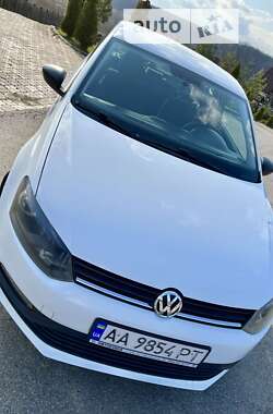 Хэтчбек Volkswagen Polo 2017 в Черновцах