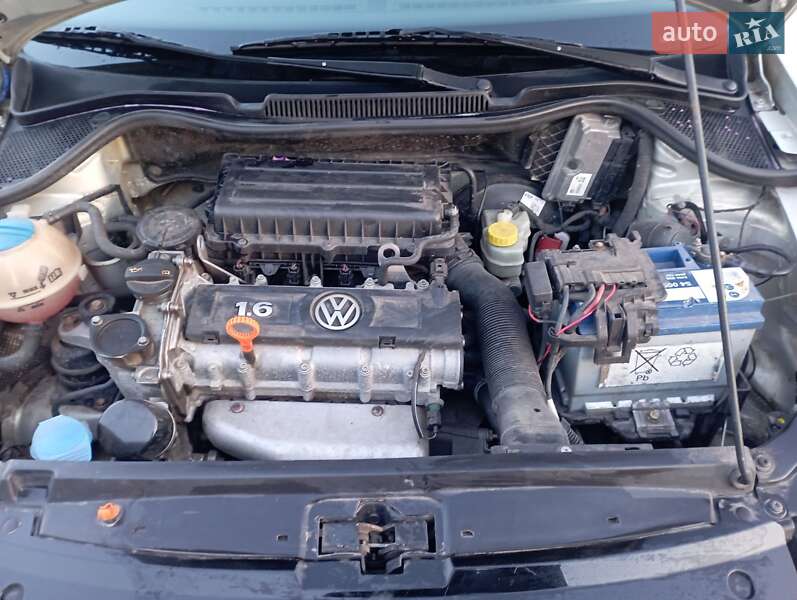 Седан Volkswagen Polo 2011 в Конотопе