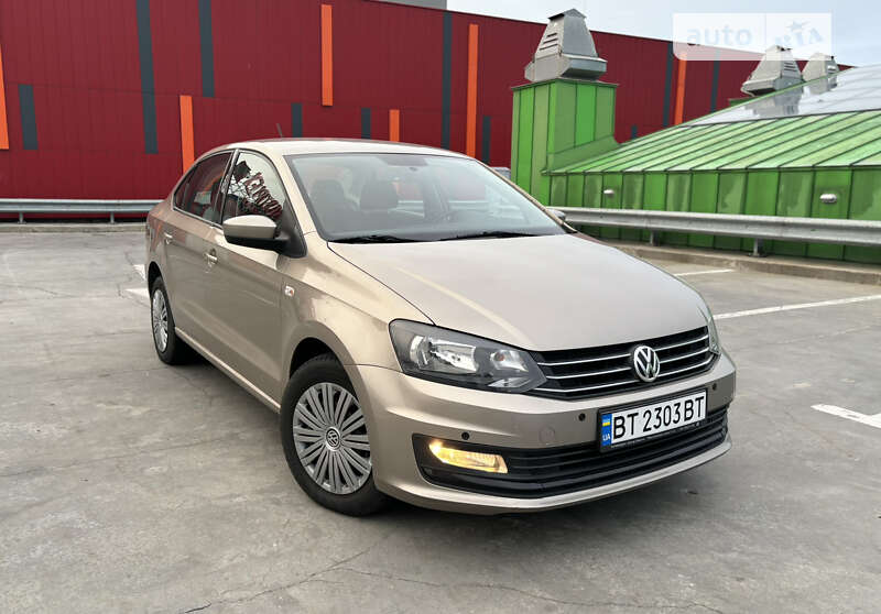 Седан Volkswagen Polo 2018 в Киеве