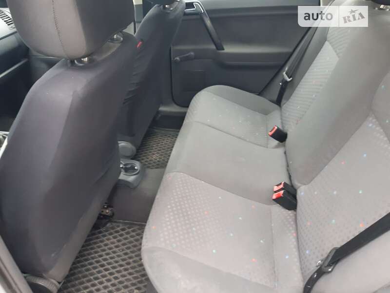 Хэтчбек Volkswagen Polo 2002 в Львове