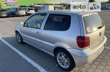 Хетчбек Volkswagen Polo 2001 в Чернівцях