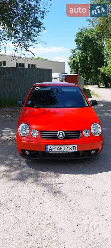 Хэтчбек Volkswagen Polo 2002 в Запорожье