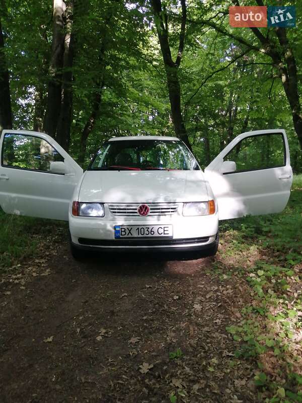 Хэтчбек Volkswagen Polo 1998 в Каменец-Подольском