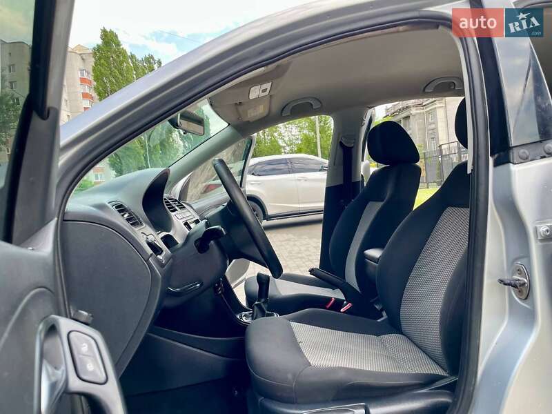 Хэтчбек Volkswagen Polo 2011 в Кременчуге