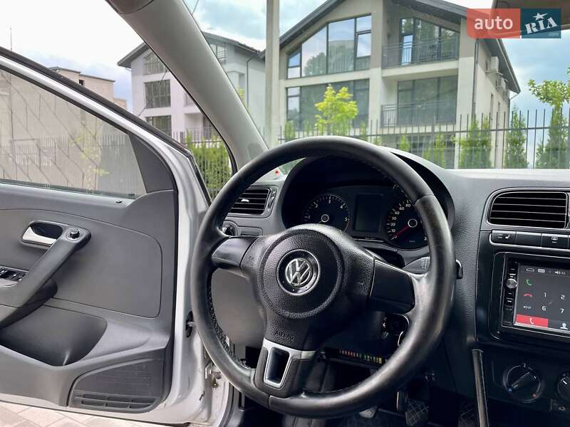 Хэтчбек Volkswagen Polo 2011 в Кременчуге