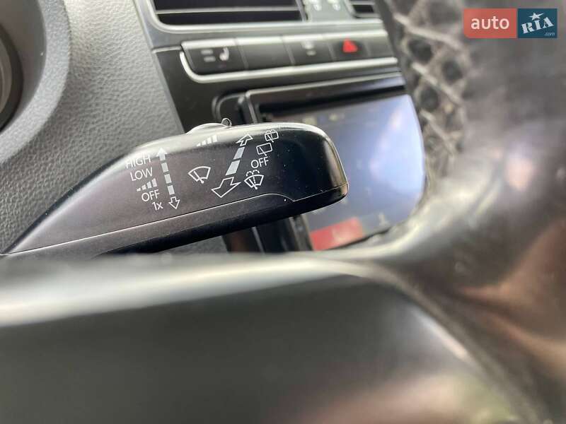 Хэтчбек Volkswagen Polo 2011 в Кременчуге