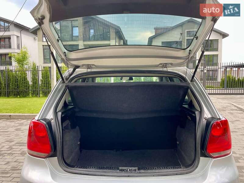 Хэтчбек Volkswagen Polo 2011 в Кременчуге