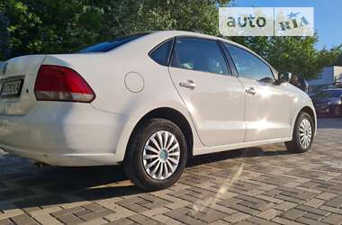 Седан Volkswagen Polo 2013 в Киеве