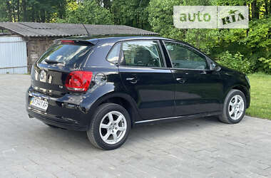 Хэтчбек Volkswagen Polo 2011 в Болехове