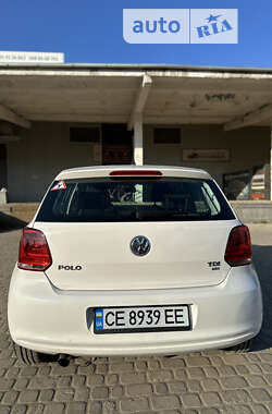 Хэтчбек Volkswagen Polo 2010 в Сторожинце