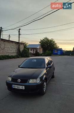 Хетчбек Volkswagen Polo 2000 в 
