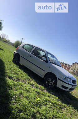 Хетчбек Volkswagen Polo 2001 в Томашполі