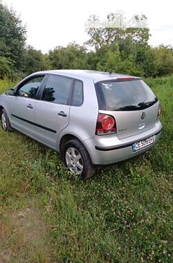 Хетчбек Volkswagen Polo 2006 в Чернівцях