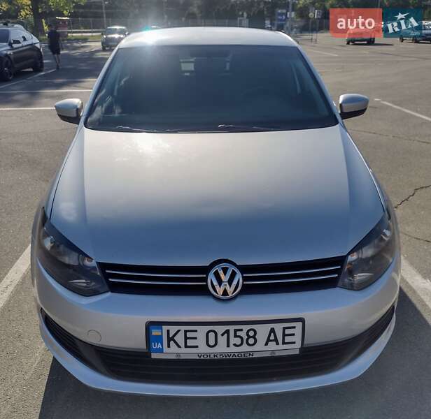 Седан Volkswagen Polo 2013 в Днепре