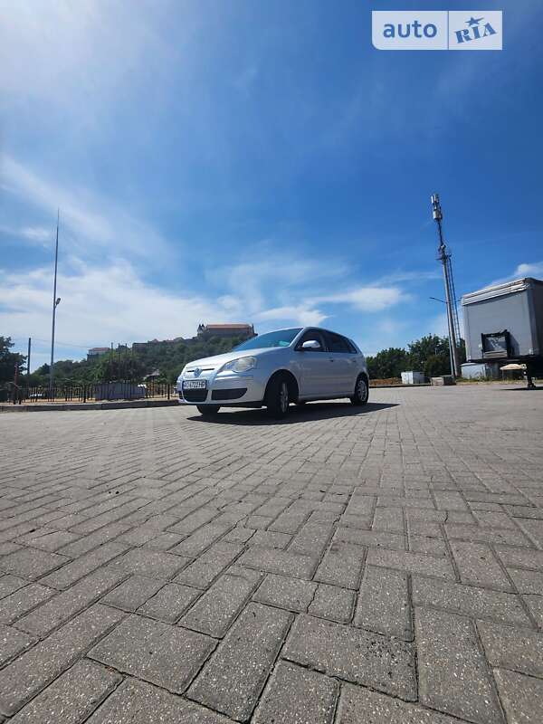 Хетчбек Volkswagen Polo 2008 в Мукачевому