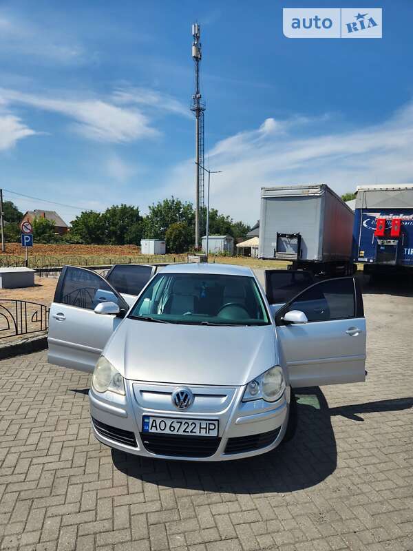Хетчбек Volkswagen Polo 2008 в Мукачевому