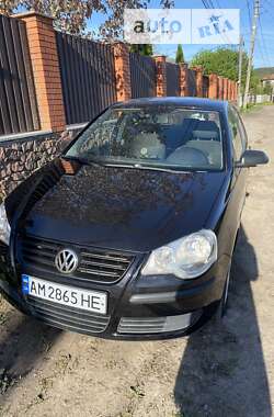 Хэтчбек Volkswagen Polo 2009 в Житомире