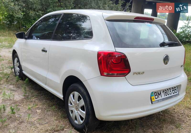 Хэтчбек Volkswagen Polo 2014 в Сумах