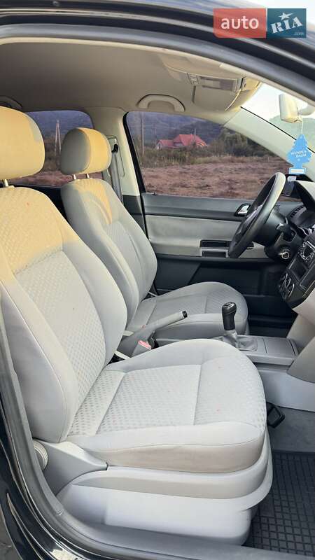 Хетчбек Volkswagen Polo 2002 в Хусті