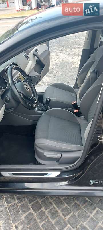 Хетчбек Volkswagen Polo 2015 в Кропивницькому