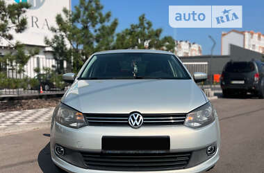 Седан Volkswagen Polo 2011 в Крюковщине