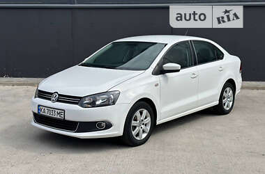 Седан Volkswagen Polo 2012 в Киеве