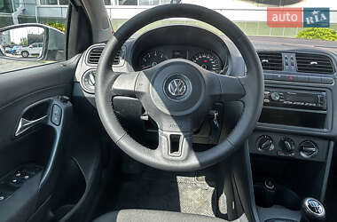 Хэтчбек Volkswagen Polo 2011 в Черновцах