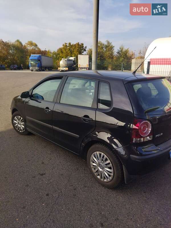 Хэтчбек Volkswagen Polo 2007 в Первомайске