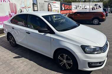 Седан Volkswagen Polo 2018 в Лубнах