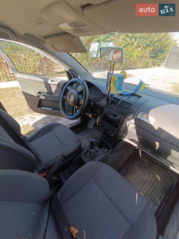 Хетчбек Volkswagen Polo 2003 в Томашполі
