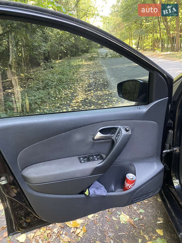 Хэтчбек Volkswagen Polo 2010 в Яготине фото 13 Хэтчбек Volkswagen Polo 2010 в Яготине