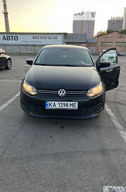 Седан Volkswagen Polo 2013 в Киеве