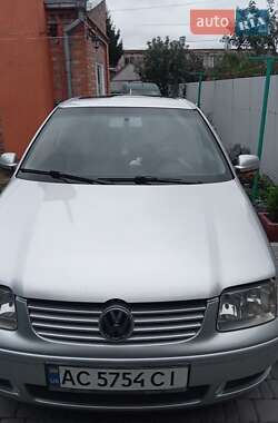 Седан Volkswagen Polo 2001 в Луцке