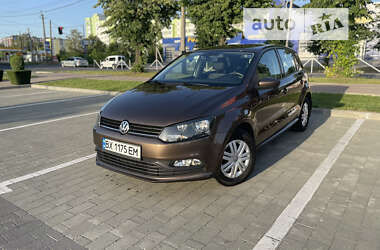 Хэтчбек Volkswagen Polo 2015 в Хмельницком