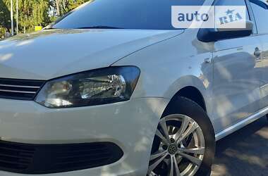 Седан Volkswagen Polo 2015 в Николаеве