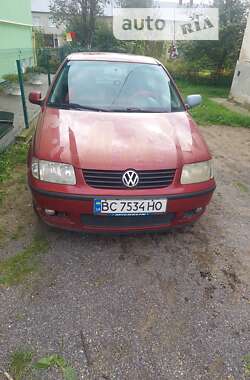 Хетчбек Volkswagen Polo 2001 в Ходореві