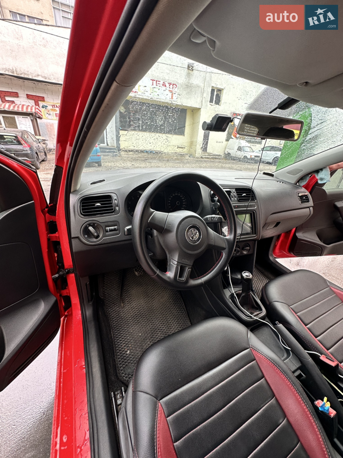 2010 Volkswagen Polo - мініатюра 9