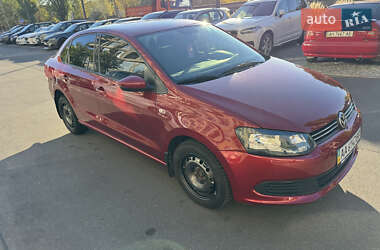 Седан Volkswagen Polo 2012 в Киеве