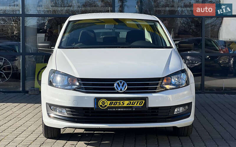 Седан Volkswagen Polo 2019 в Ивано-Франковске