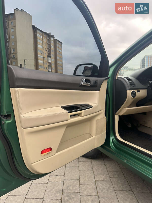 Хэтчбек Volkswagen Polo 2002 в Ивано-Франковске